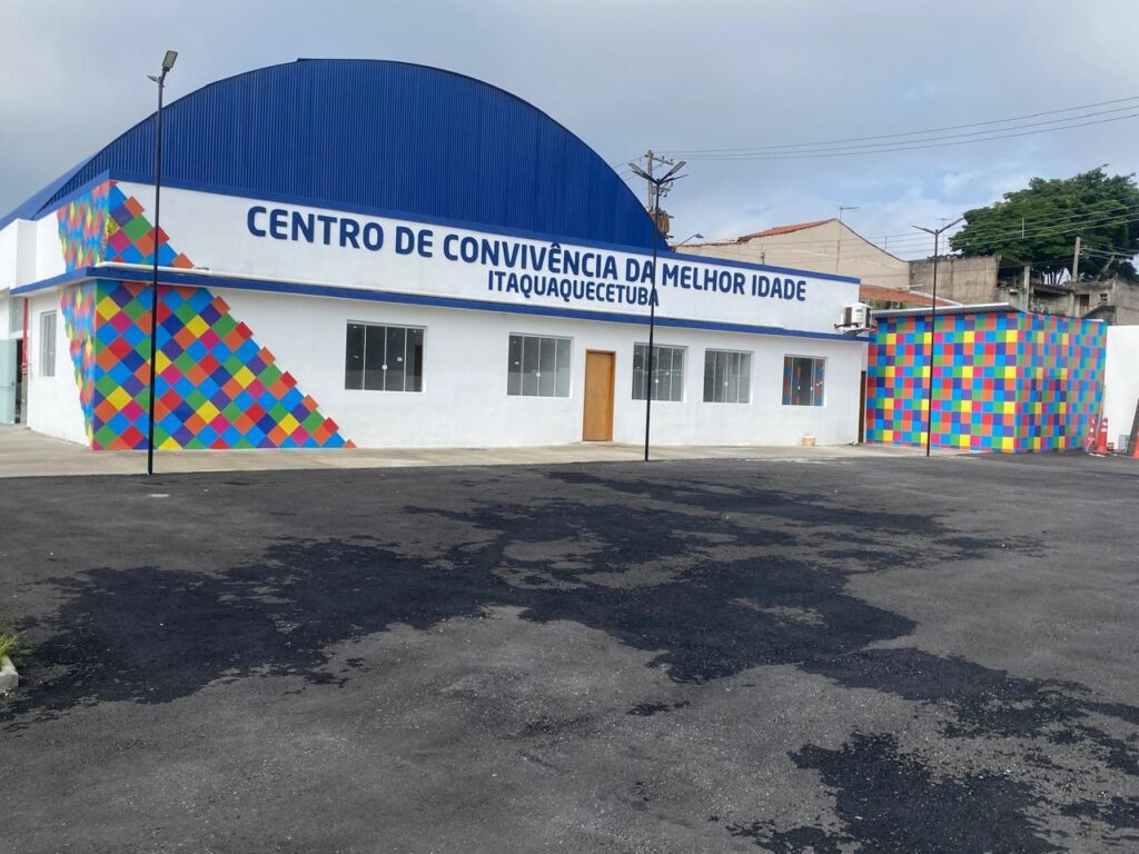 Fachada 056